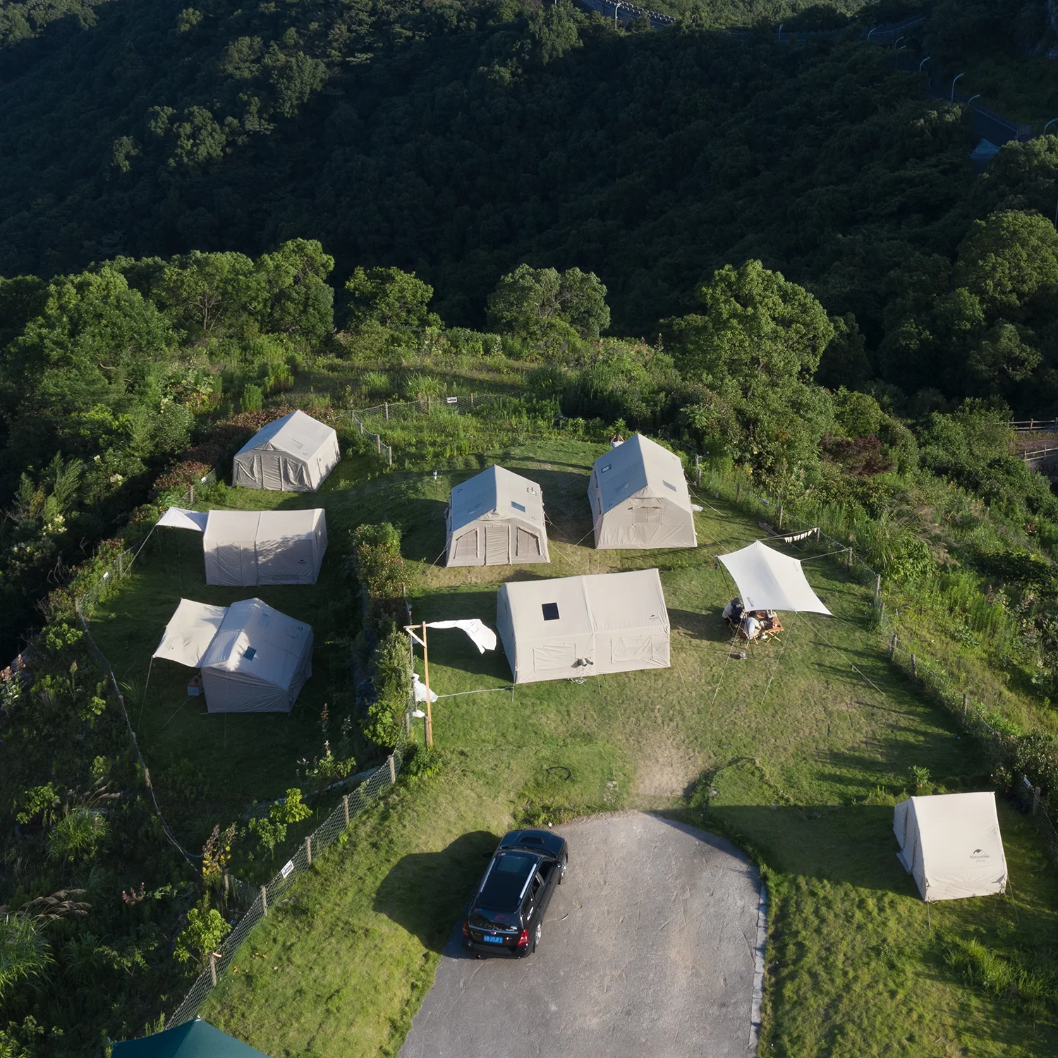 GEN 17.2 Glamping Inflatable 4 Season Tent - Image 6