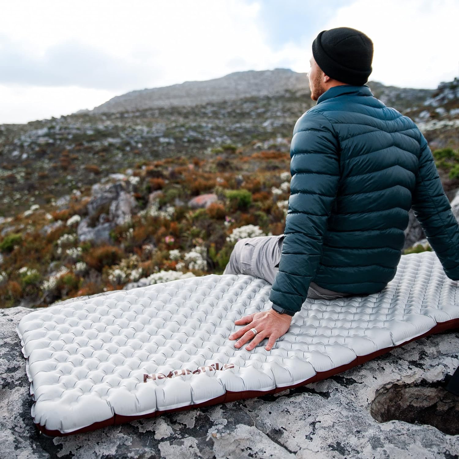 High R-Value Ultralight Inflatable Sleeping Pad - Image 5