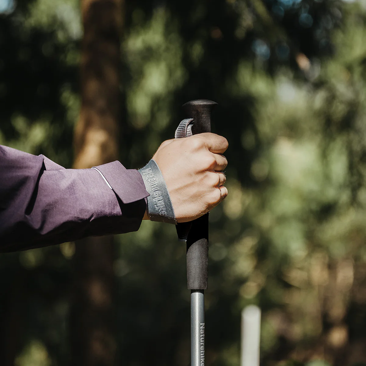 Lightwind Pro - Full Aluminum 4-Section Folding Trekking Pole - Image 8