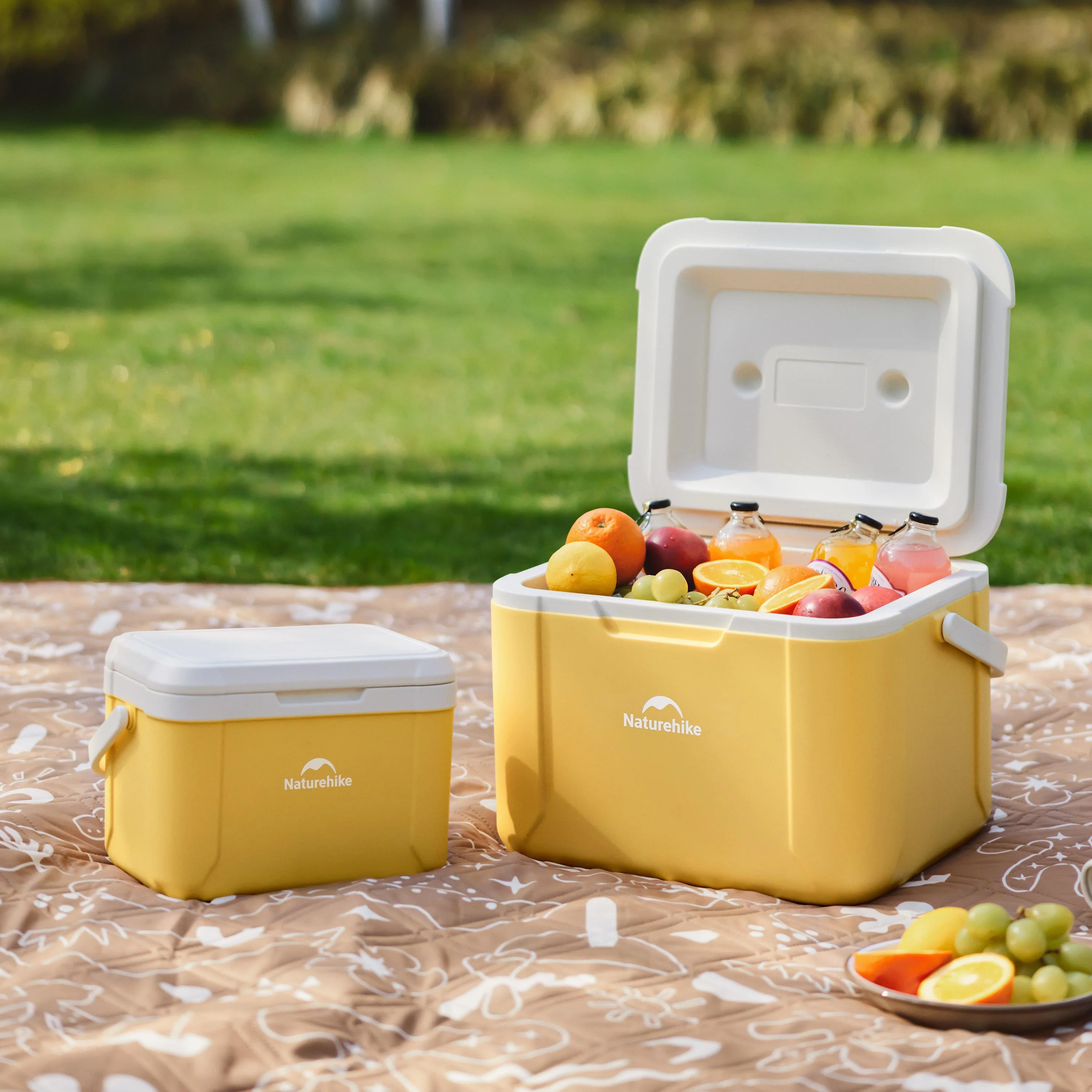 Naturehike 48-Hour Ultra Thick Insulated Outdoor Cooler Box - Image 2