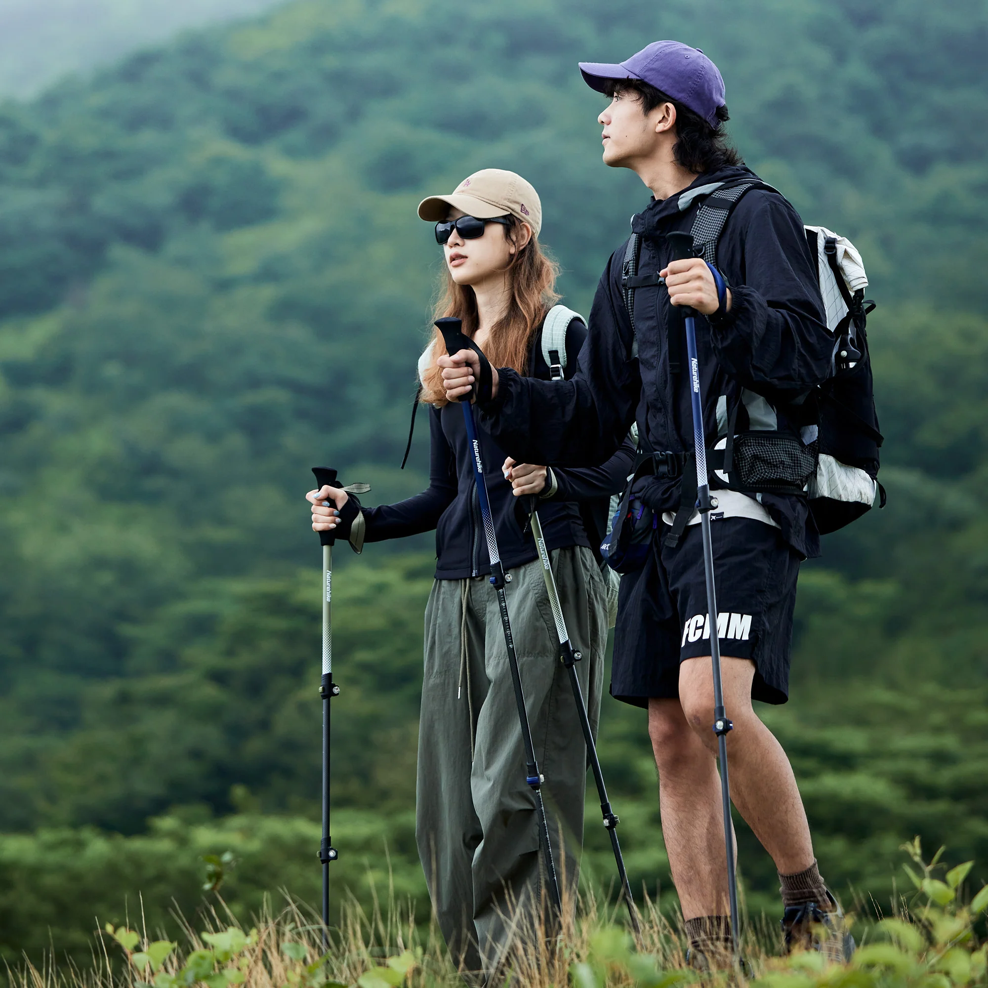 Naturehike Light Wind ULTRA LIGHT Carbon Fiber Trekking Pole (62-135cm) - Image 9